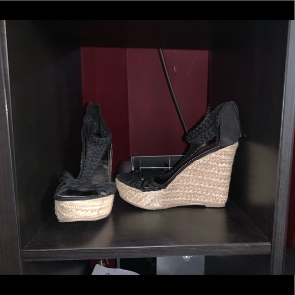 NEVER USED BLACK WEDGES - Picture 1 of 4